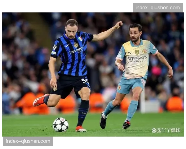 半场战报:国米1-0多特,蓝黑军团防守结构紧凑限制对手射门 半场战报:国米1-0多特,蓝黑军团防守结构紧凑限制对手射门